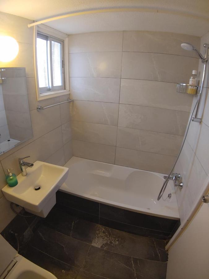 Luxury Apartment In Light House Beach Paphos Buitenkant foto